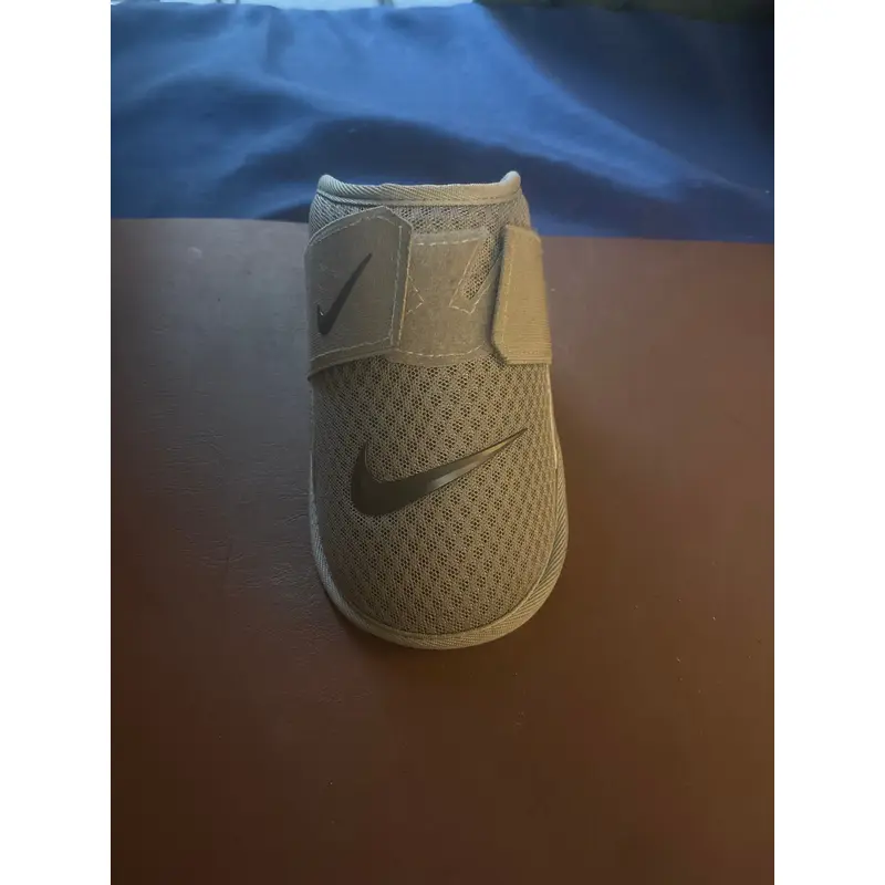 Gray Senior Nike Elbow Protection (Used)