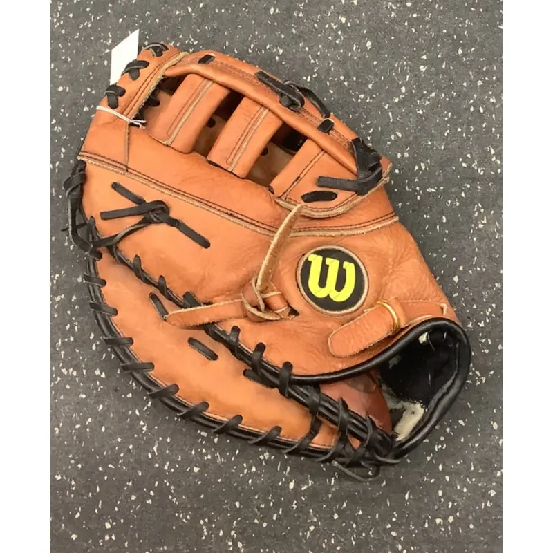 Wilson Left Hand Throw First Base A1893 Baseball Glove 12.75" (Used)