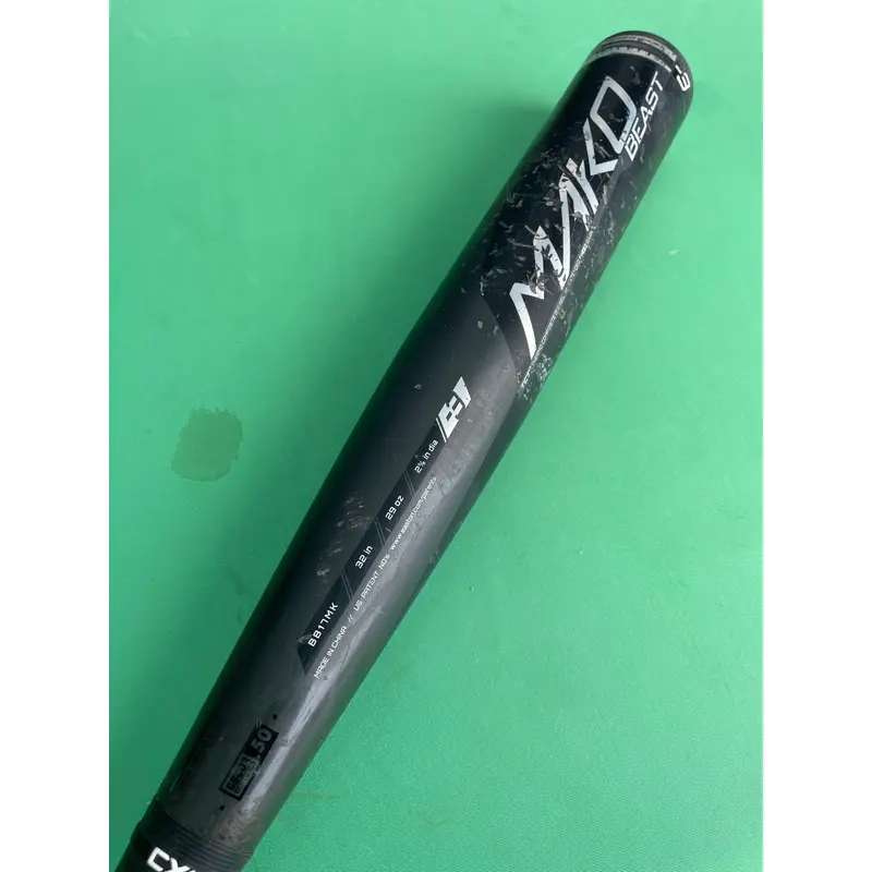 2017 Easton Mako Beast Composite BBCOR Bat -3 29OZ 32"