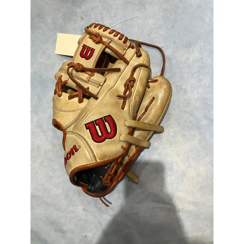 Brown Wilson A2000 1787 RH Infield Baseball Glove 11.75" (Used)