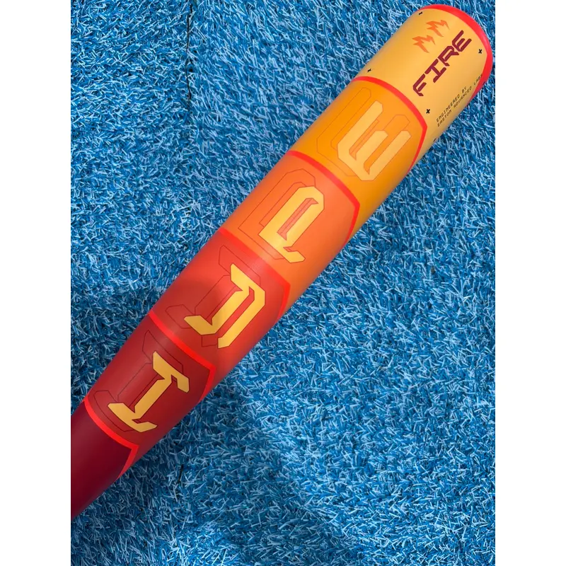 2025 Easton Hype Fire Composite Bat USSSA Certified (-8) Composite 24 oz 32" (Used)
