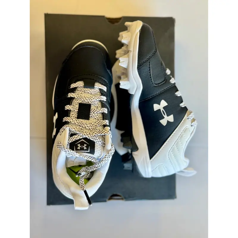 Black Kid's Size 13k Under Armour Low Top Leafoff Low RM JR. Molded Cleats (New)