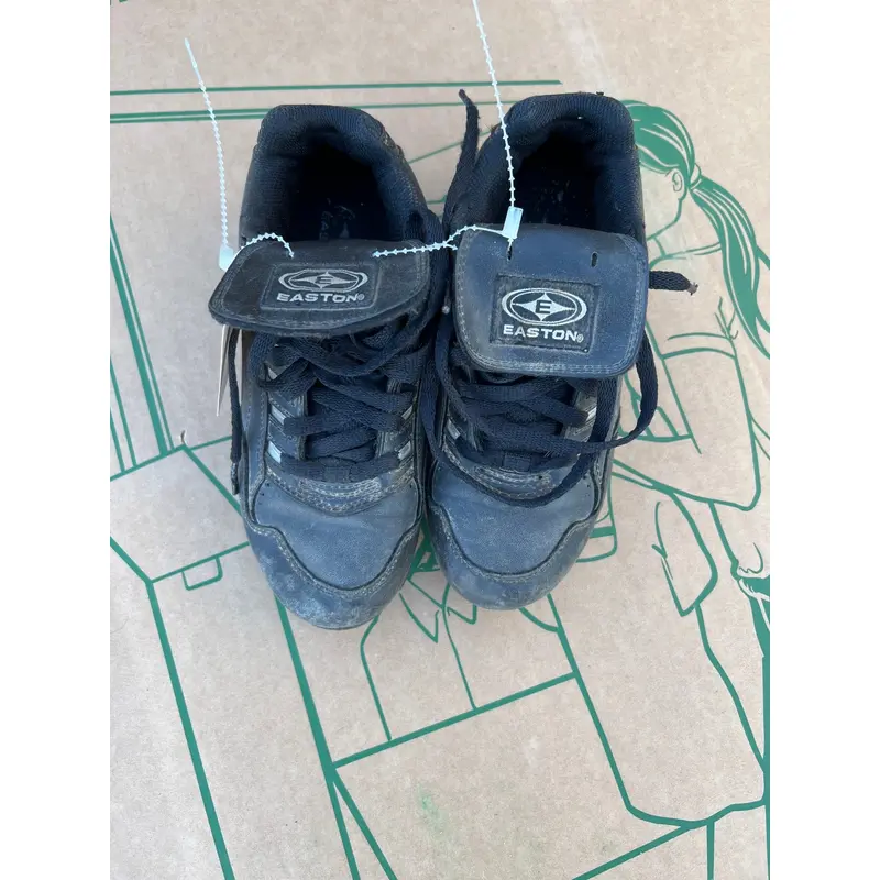 Black Youth Used Molded Easton Cleats (Size: 2)