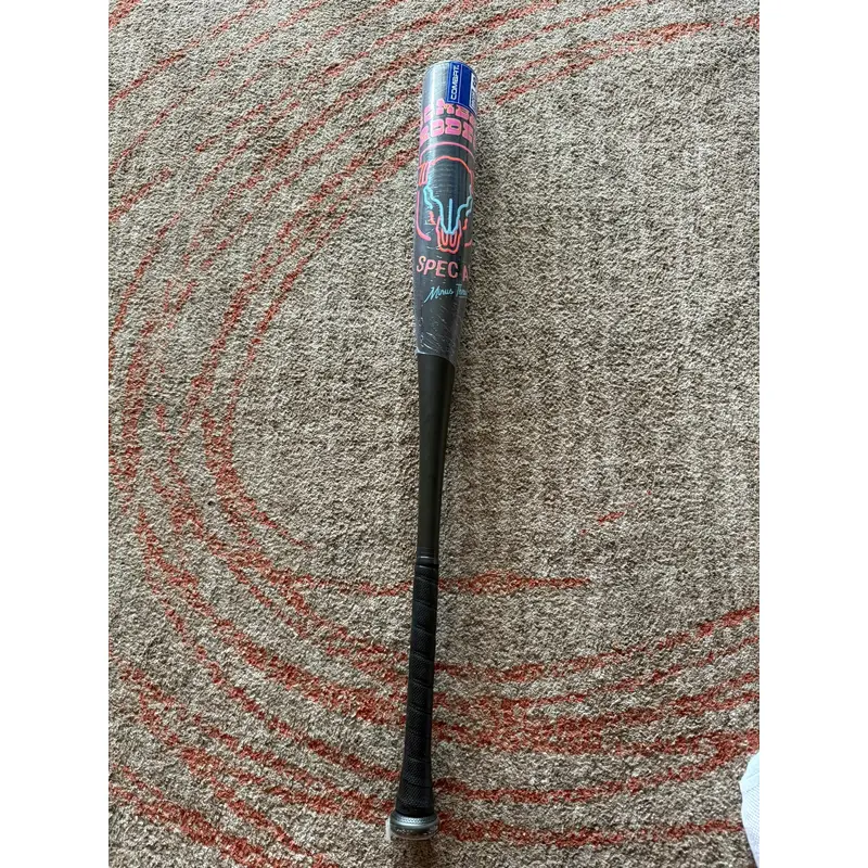 2025 Combat MFG Spec A1 Alloy BBCOR Certified Bat (-3)  29 oz 32" (New)