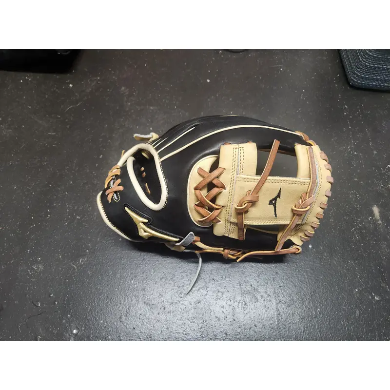 Mizuno RH Infield Pro Select Baseball Glove 11.75" (New)
