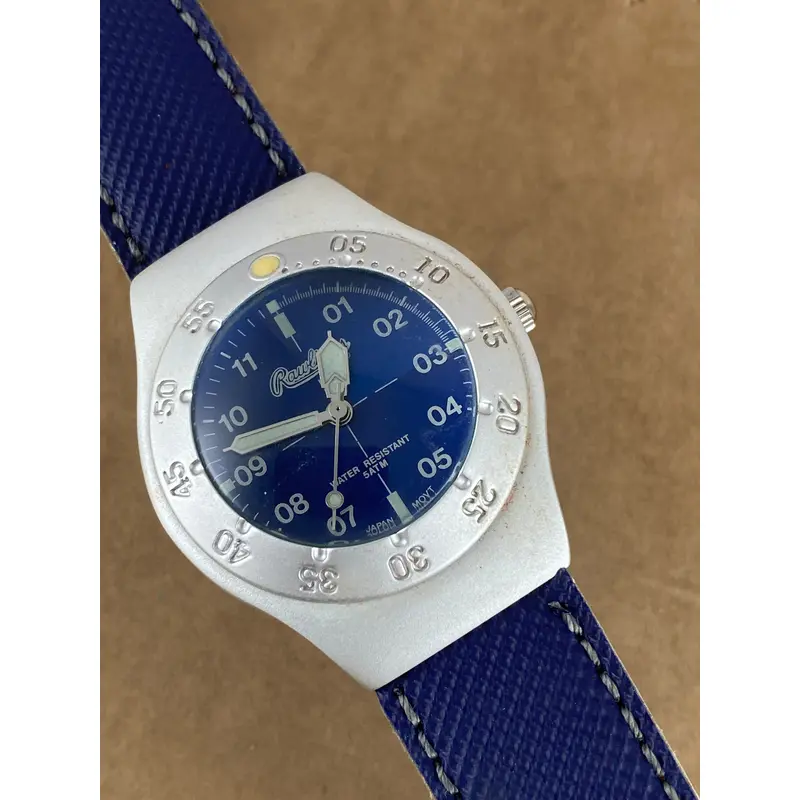 Vintage Rawlings Fielders Navy and Silver Sport Watch