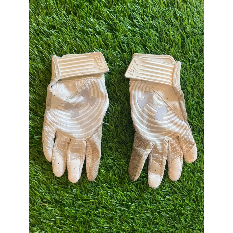 Small Under Armour Harper Pro Batting Gloves (Used)