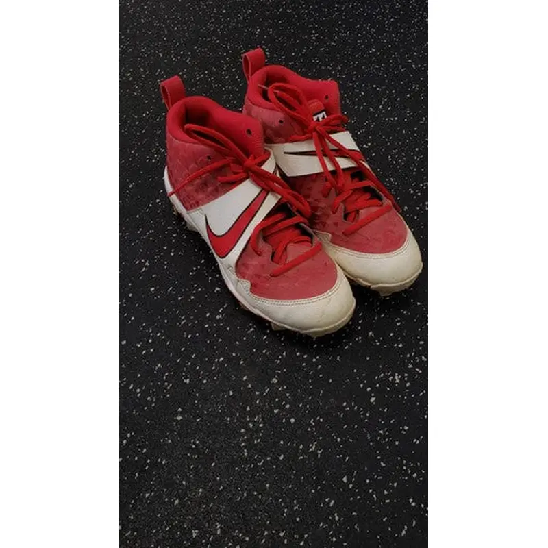 Used Under Armour GLYDE BB/SB Cleats White Junior 04 11849-S000029720