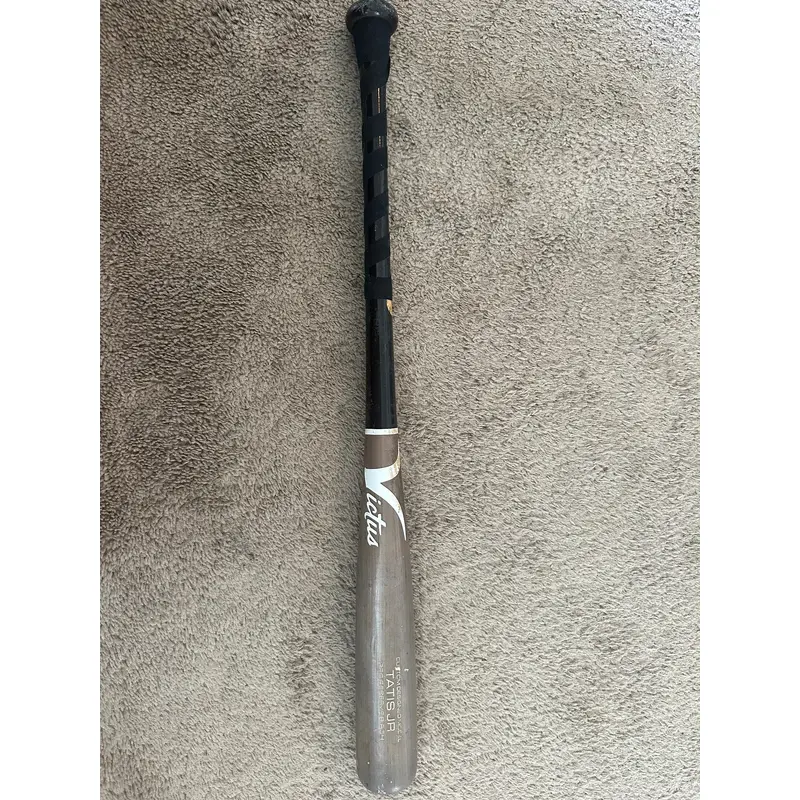 Victus Tatis Birch Bat (-7)  22 oz 29" (Used)