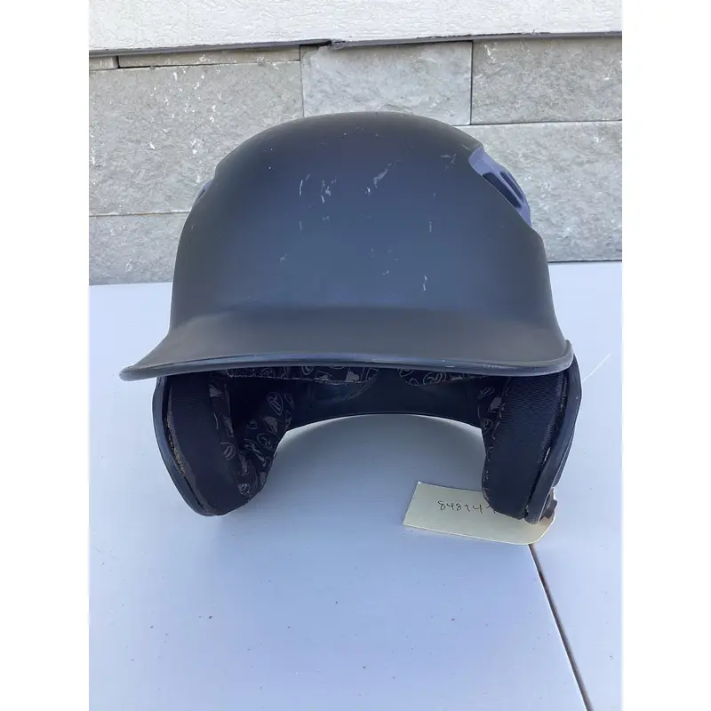 Black Used 6 3/8- 7 1/8 Rawlings R16J-R1 Batting Helmet