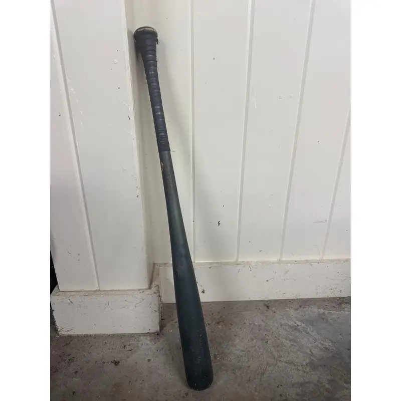 Victus JC24 Maple Bat (-3)  29 oz 32" (Used)