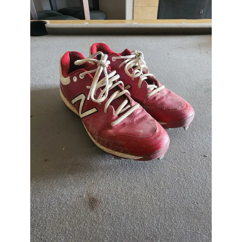 Red Men's Size M 9.0 (W 10.0) Youth New Balance Low Top Metal (Used)
