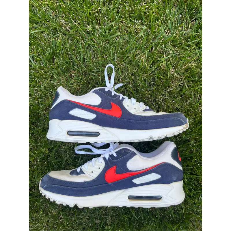 University of Arizona Limited Edition Nike Air Max 90 Shoes (Used)