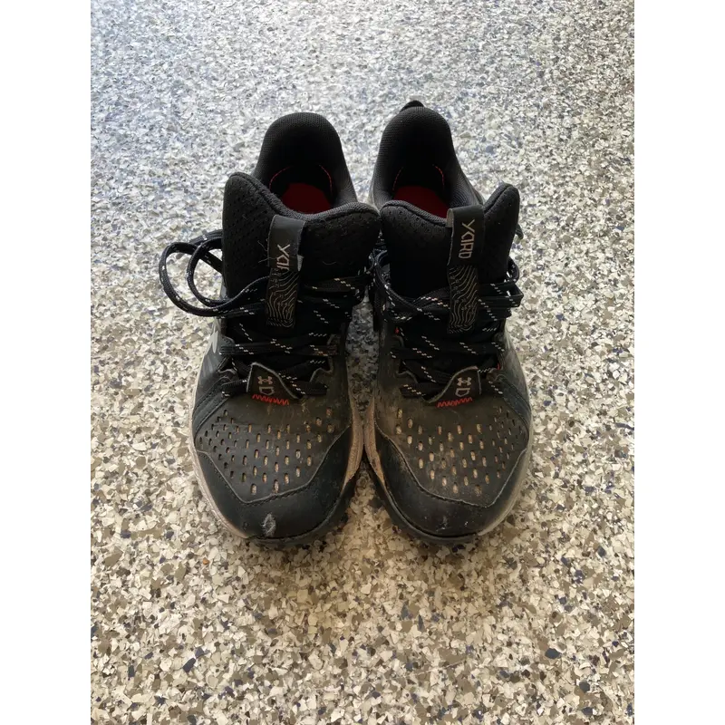 Size 3.5 youth under armor (used)
