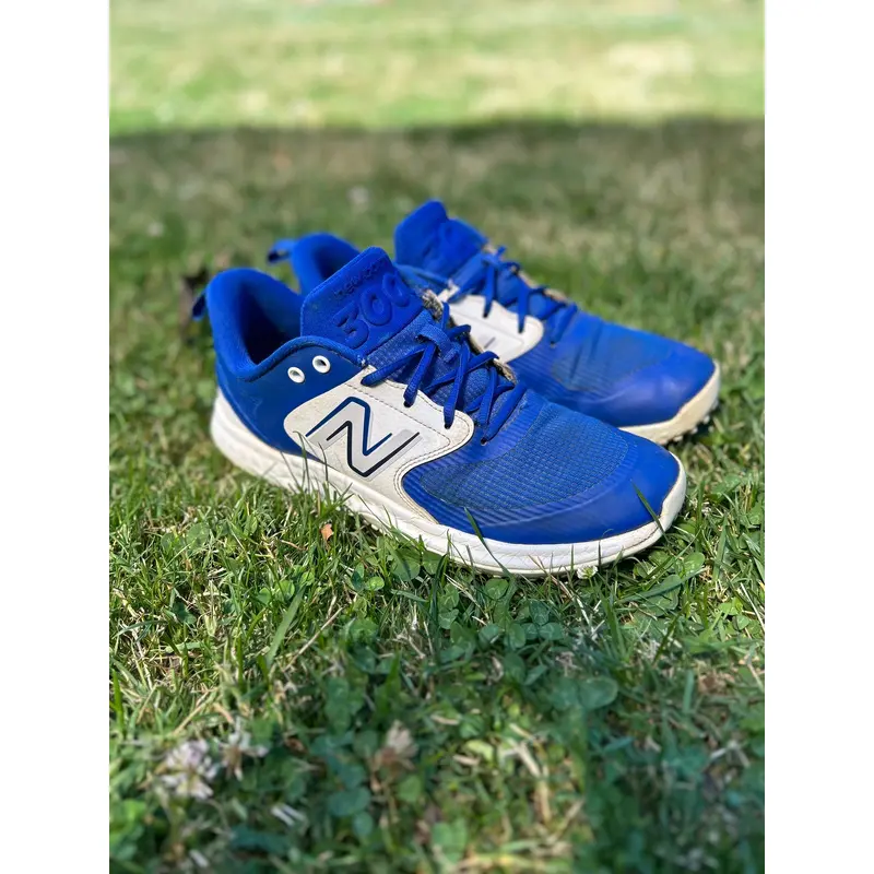 New Balance 3000v6 Size 9 Great Condition