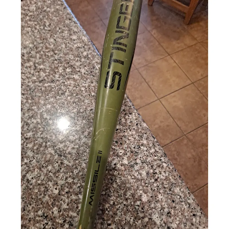 Used 2022 Stinger Stinger Missile 2 BBCOR Certified Bat (-3) Alloy 29 oz 32"