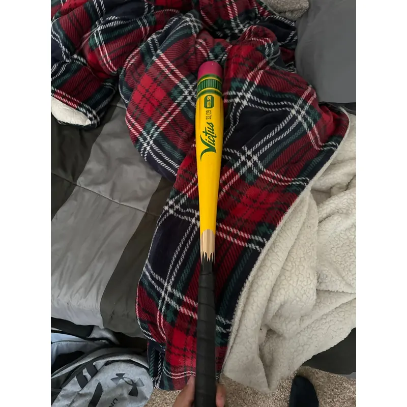 2024 Victus BBCOR Certified Bat (-3)  29 oz 32" (New)