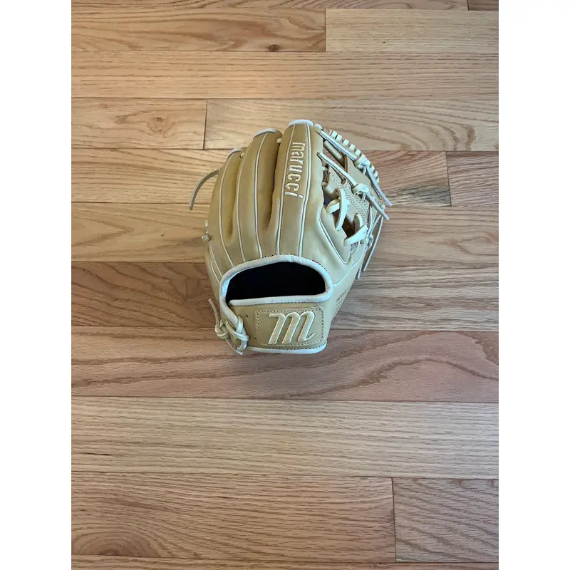 New Marucci 11.5 RHT Cypress Series Infield Glove