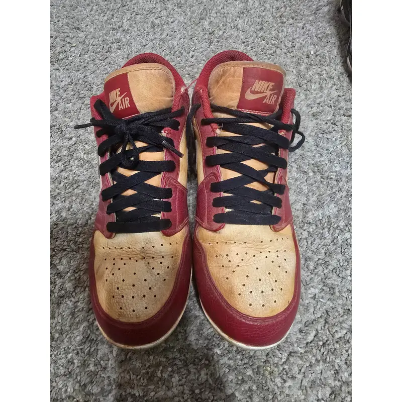 Red Men's Size M 8.5 (W 9.5) Air Jordan Low Top (Used)