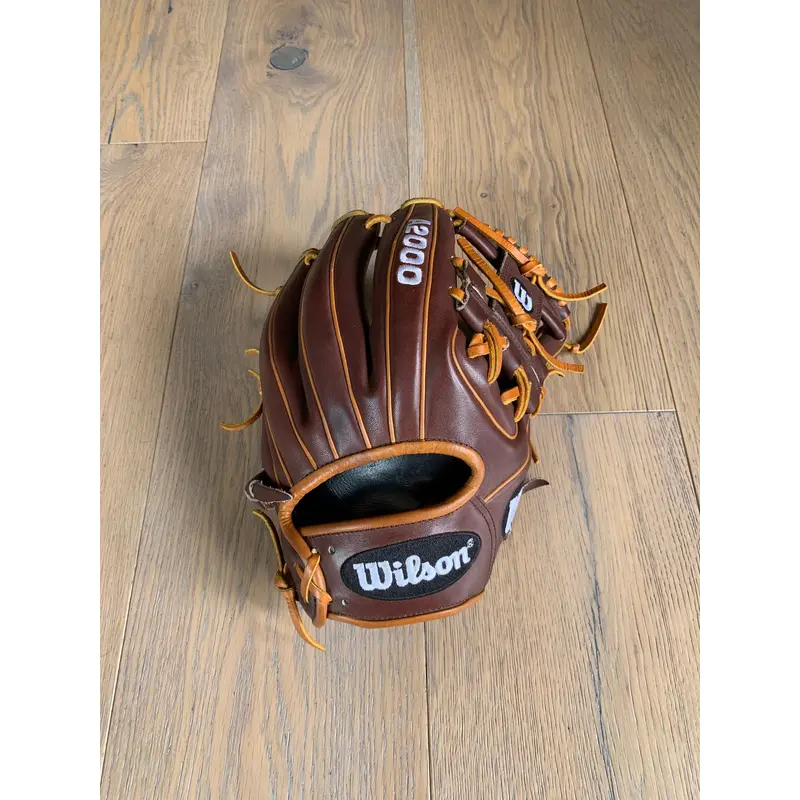 Used  Custom Infield 11.5" A2000 Baseball Glove