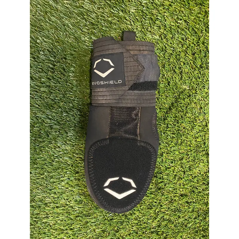 Black Junior EvoShield Sliding Mitt (Used)