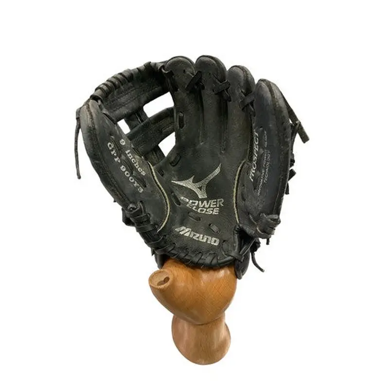 Mizuno (Used) Black Right Hand Throw 9" Baseball Glove