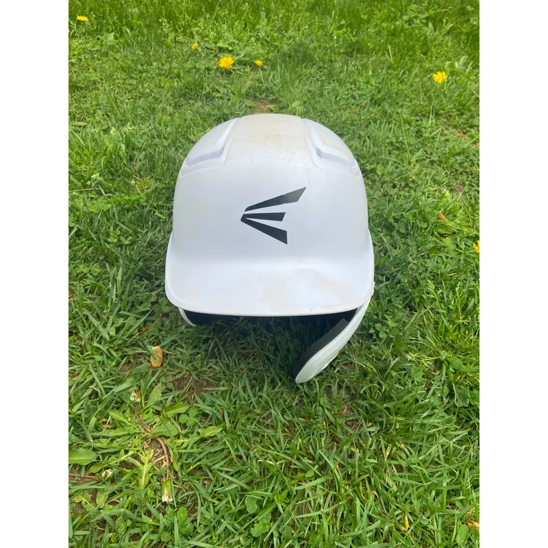 Used Medium/Large Easton Z5 2.0 Batting Helmet
