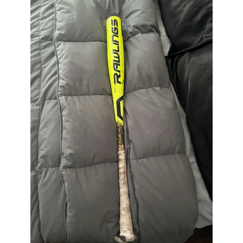 32/29 RARE 2017 Rawlings GLOWSTICK Quatro