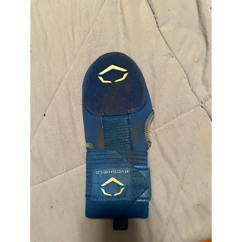 Blue Used Senior EvoShield Wrist Guards Sliding mitt