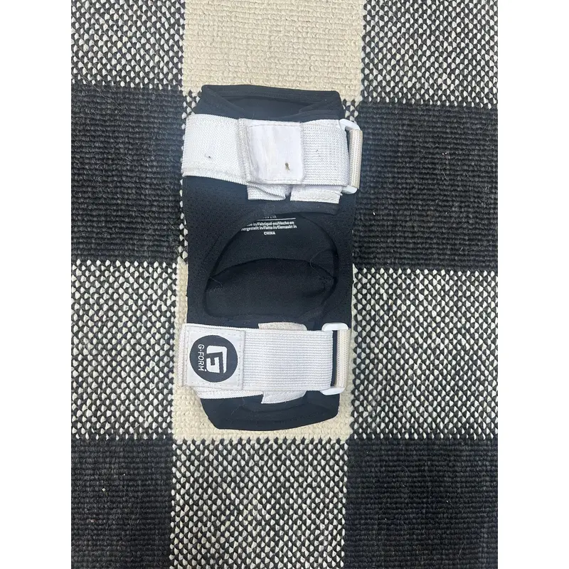 Black Junior  Elbow Protection (New)