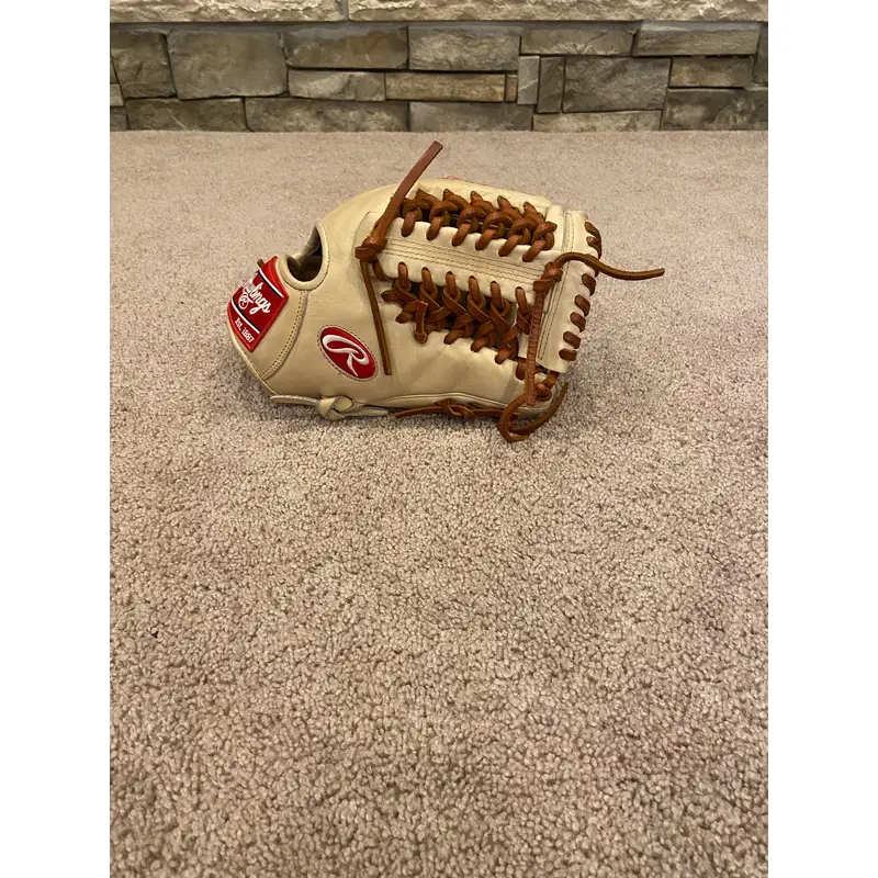Rawlings Right Hand Throw Infield Heart of the Hide Baseball Glove 11.75" (New)