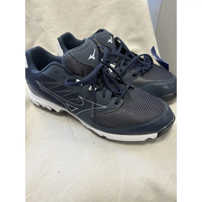 NWT Mens Size 12 Mizuno Medal Spike Baseball Cleats.
