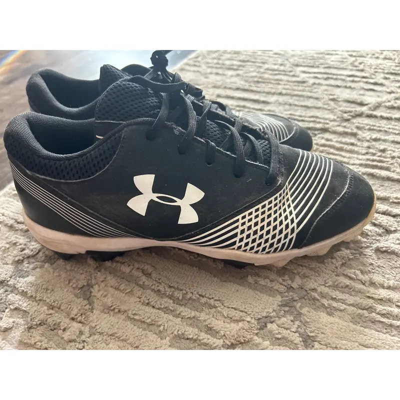 Under Armour Football Cleats