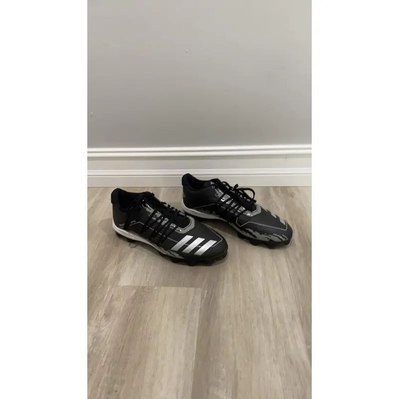 Adidas Mens  Molded Cleats Low Cut