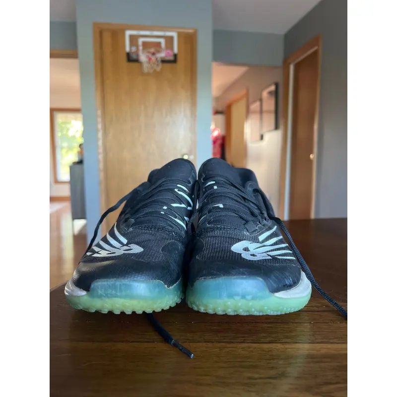 Black Men's Adult Size M 8.0 (W 9.0) New Balance MX99 Shoes (Used)