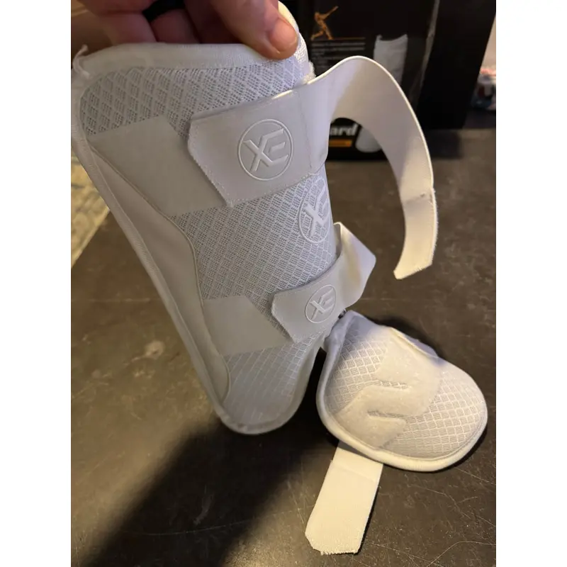 White Senior  Shin Guards (New)