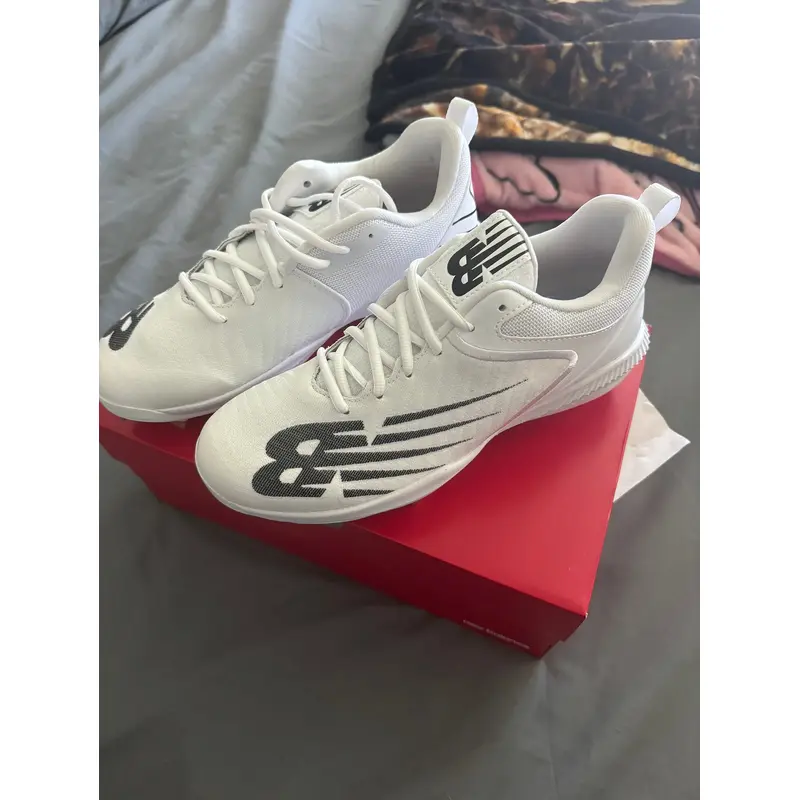 New balance 4040 v6 Metal Mens Size 9 D