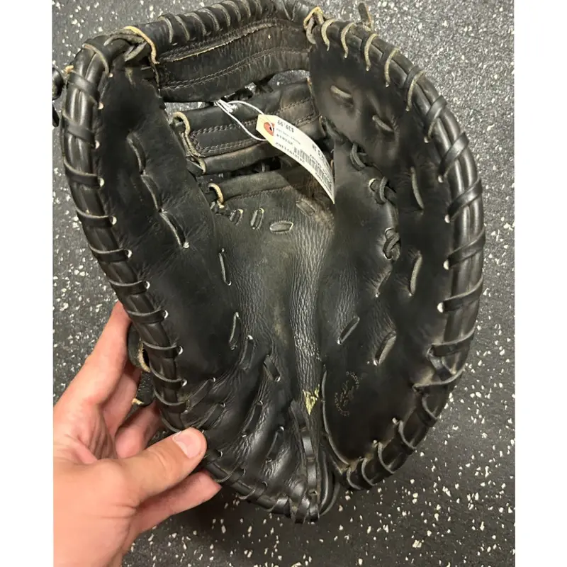 Mizuno Left Hand Throw First Base GX5102 Baseball Glove 12.5" (Used)
