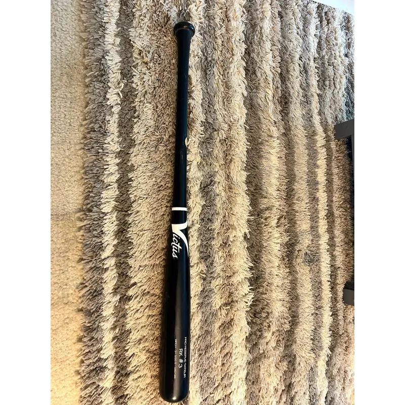 Used Victus (-6) 31.5" Tatis23 Bat