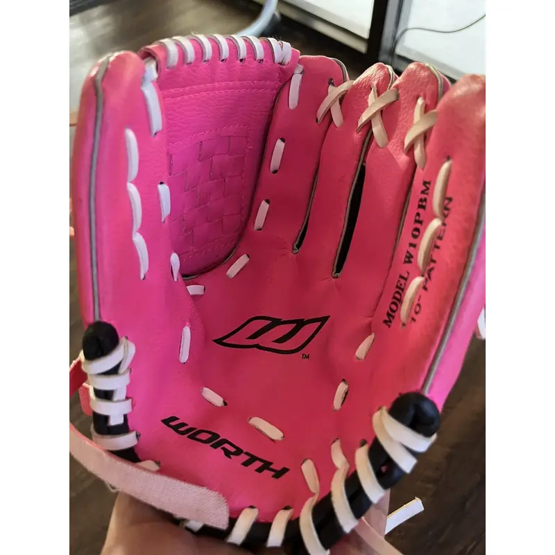 WORTH PINK GIRLS BASEBALL GLOVE NEW
