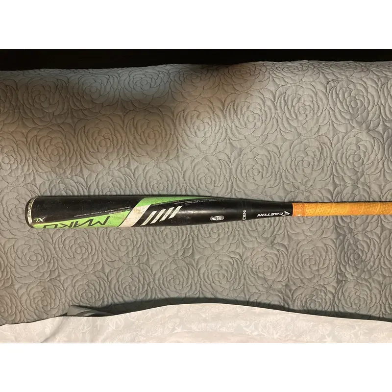 Used Kid Pitch (9YO-13YO) USSSA Certified Easton Composite Mako Bat (-10) 19 oz 29"