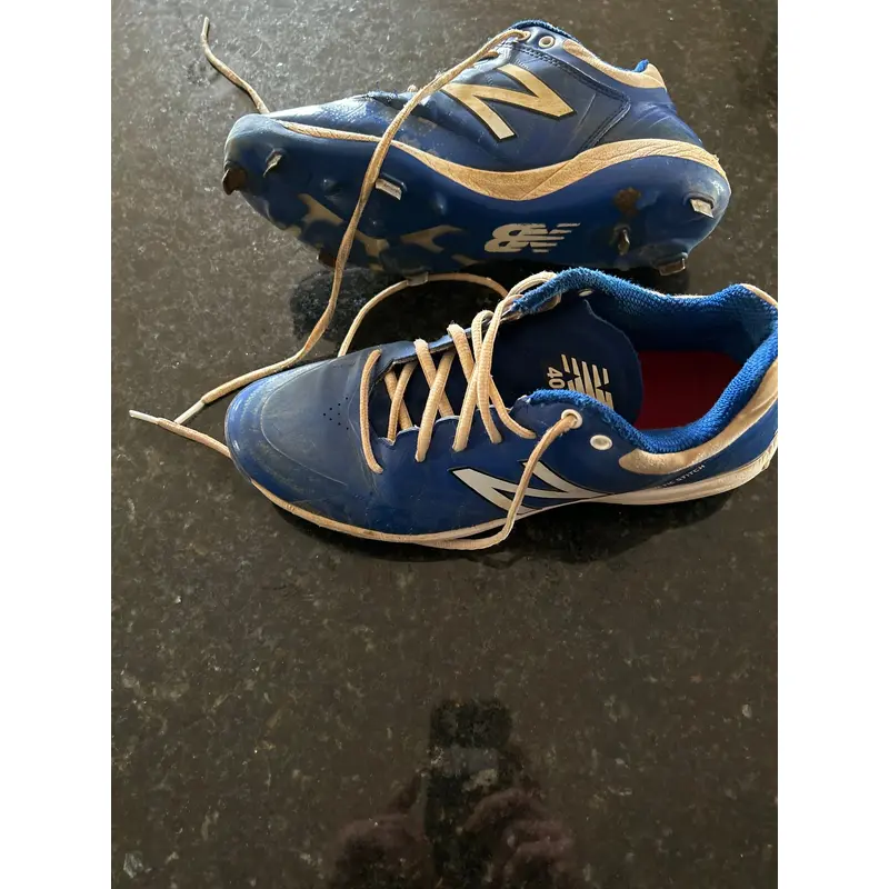New Balance 4040 Metal Baseball Cleats