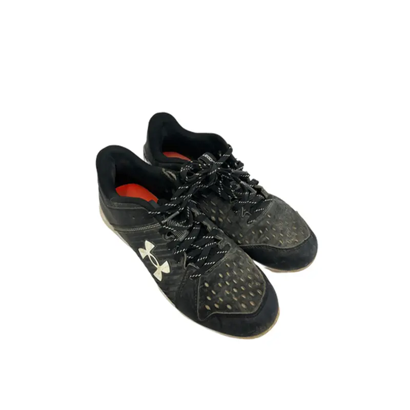 Used Under Armour LEADOFF BB/SB Cleats Black Junior 04.5 11692-S000140322