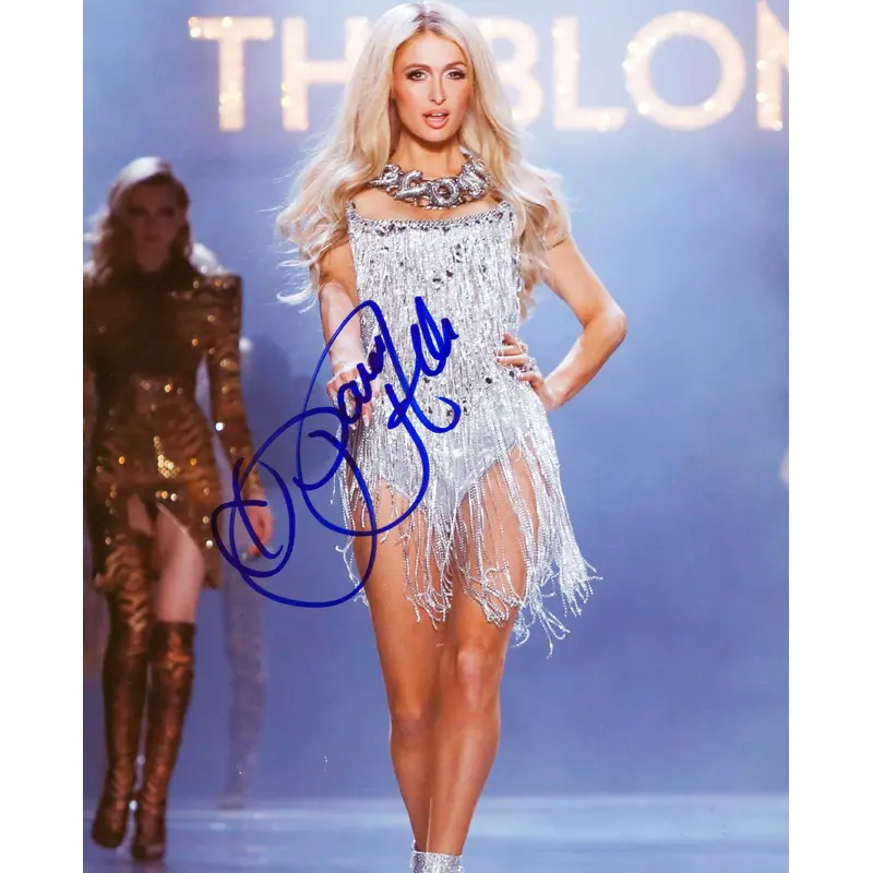 Paris Hilton The Simple Life Authentic Signed 8x10 Photo Autographed BAS #S71348