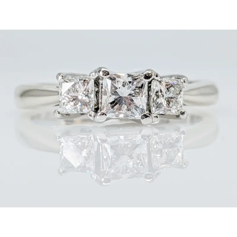 14K WHITE .80 CARAT TOTAL WEIGHT VS1 G DIAMOND PRINCESS CUT (3) TRINITY ESTATE RING