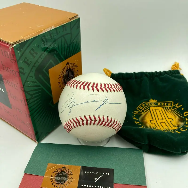 Stunning Michael Jordan Signed Autographed Baseball UDA Upper Deck COA & Box