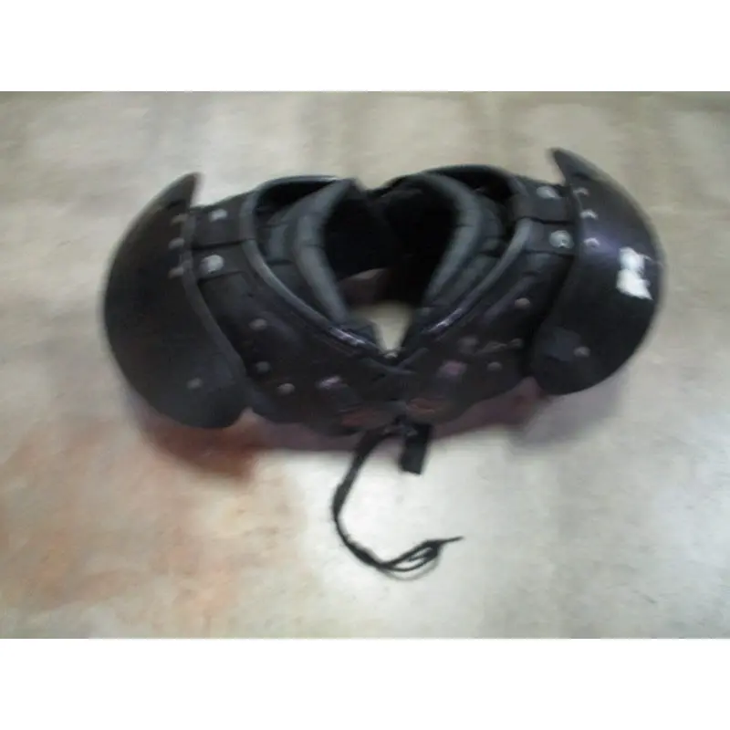 Used Tag Football Shoulder Pads Size Youth Small