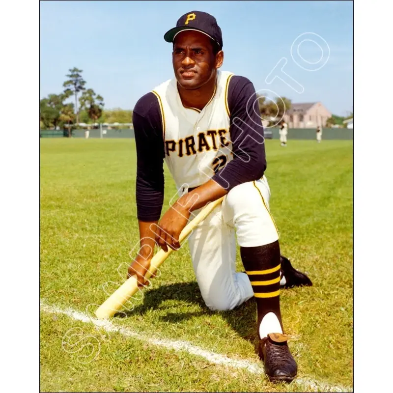 Roberto Clemente 8X10 Photo - Pittsburgh Pirates - 163
