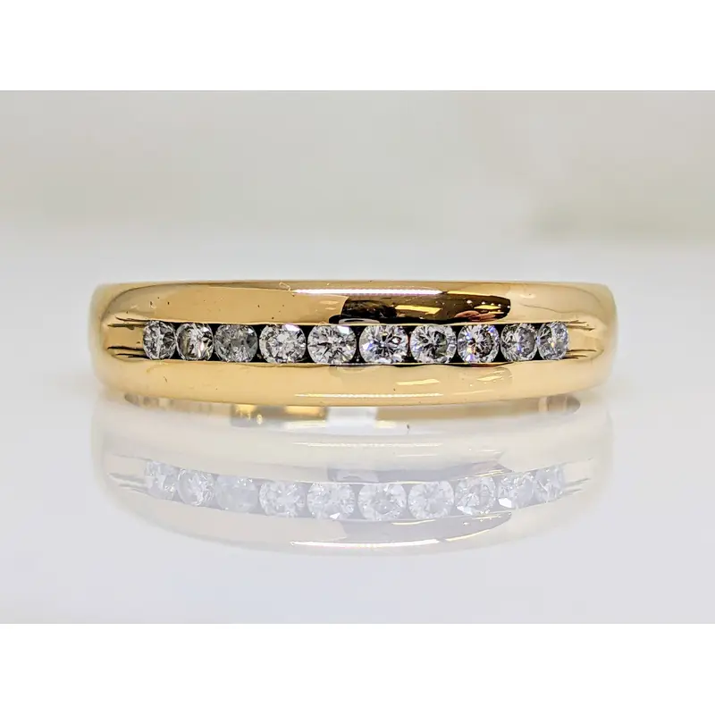 14K .20 CARAT TOTAL WEIGHT I1 H DIAMOND ROUND (10) CHANNEL SET ESTATE BAND 4.9 GRAMS