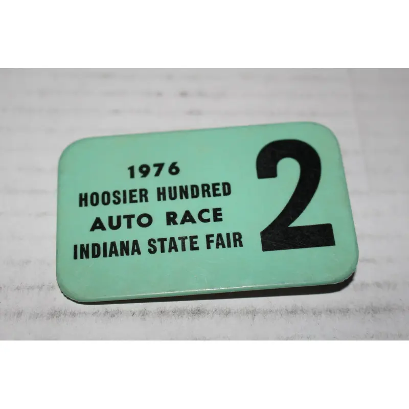 Vintage 1976 Hoosier Hundred Auto Race Pinback Button
